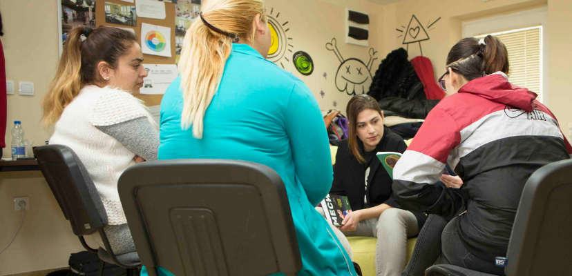 Zenite-od-Pivara-Skopje-vo-poseta-na-SOS-detsko-selo-13